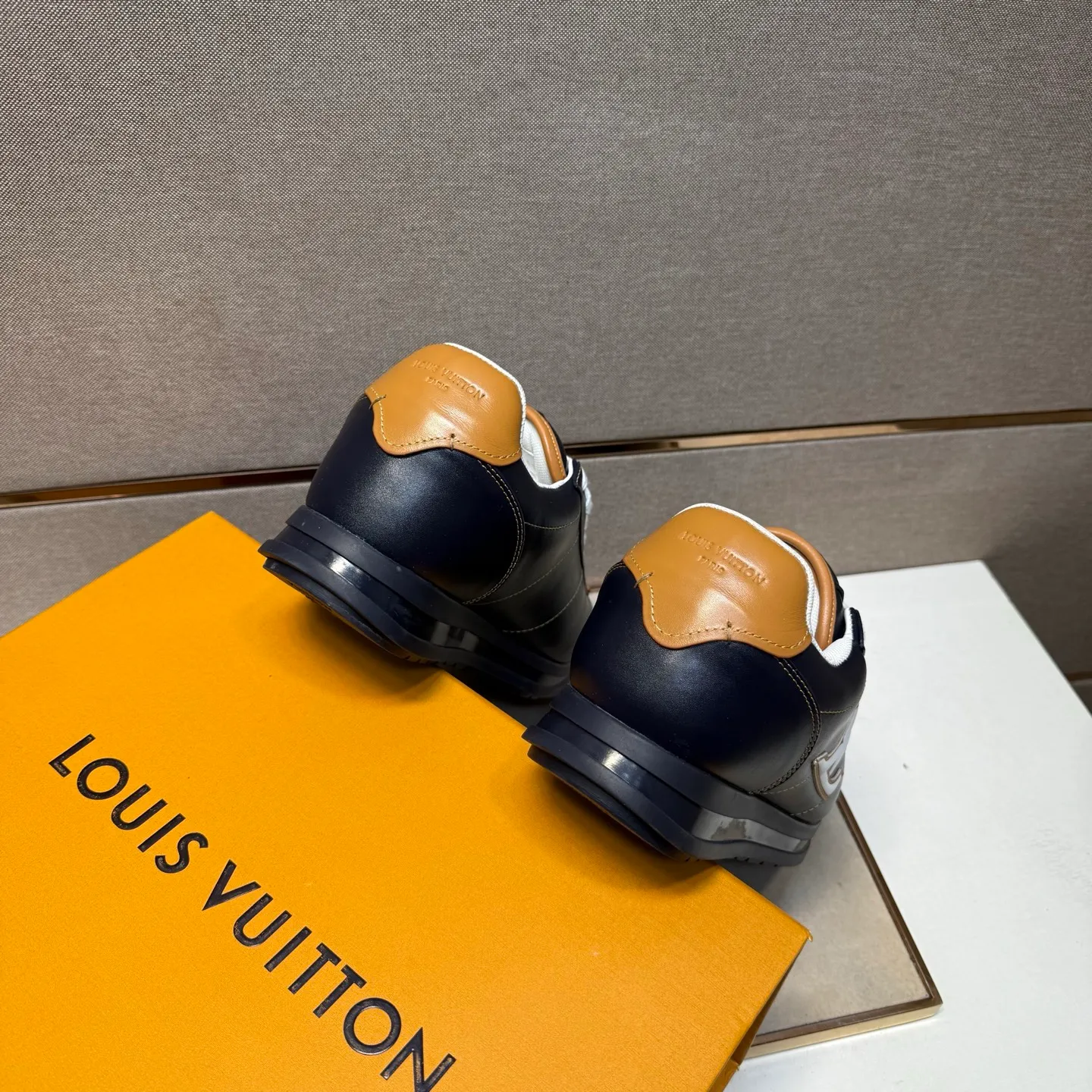 Men's men's shoes 💰pp560 [LV～] Men's casual shoes 2025z cabinet sales simultaneously 🔶Size: 38-44 #️⃣ 🔷6 colors🔜The upper is made of multi-material splicing➕Mesh lining, comfortable and breathable, sole: original comfortable and wear-resistant outsole, ⚠️real thing📱photographed🎬real thing is better📢📢📢